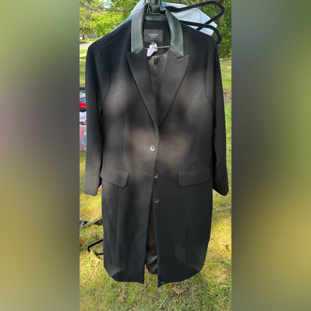 Black Long Coat with synthetic Leather Collar